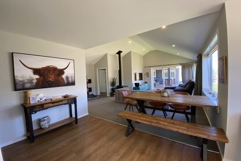 Photo of property in 31 Shepherd Road, Jacks Point, Queenstown, 9371