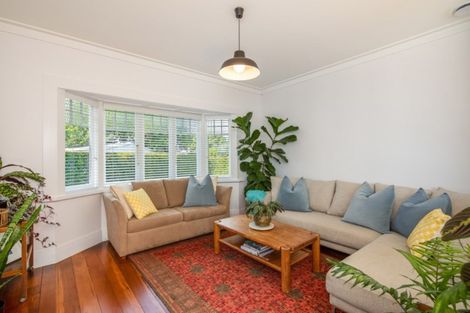 Photo of property in 1 Queen Street, Riverhead, 0820