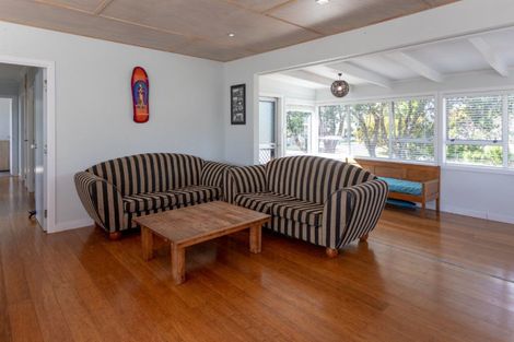 Photo of property in 114 Chartwell Avenue, Whangamata, 3620