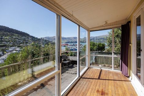 Photo of property in 12 Ticehurst Road, Lyttelton, 8082