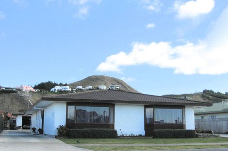 Photo of property in 104a Church Road, Taradale, Napier, 4112