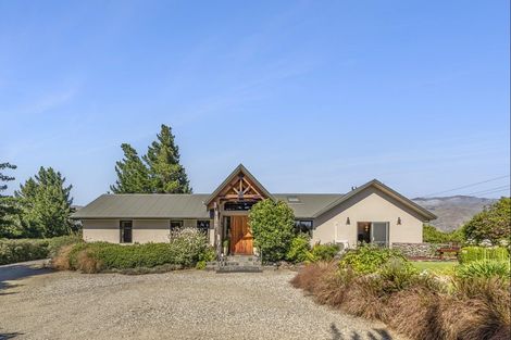 Photo of property in 117 Riverbank Road, Wanaka, 9382