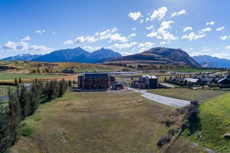 Photo of property in 17 Soudley Court, Jacks Point, Queenstown, 9371