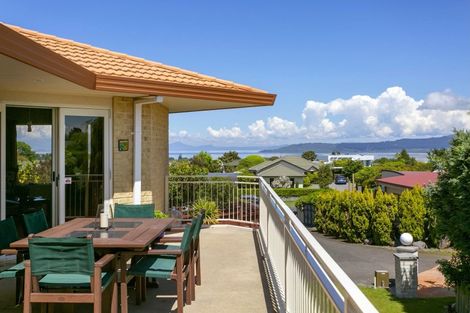 Photo of property in 85 Arrowsmith Avenue, Waipahihi, Taupo, 3330