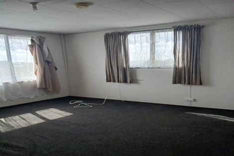 Photo of property in 15 Kopara Place, Clendon Park, Auckland, 2103