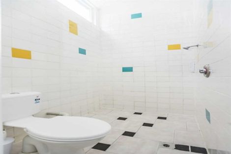 Photo of property in 2/59 Hungerford Road, Houghton Bay, Wellington, 6023