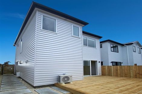 Photo of property in 61 Opoka Street, Papakura, 2110
