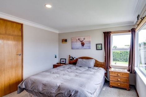 Photo of property in 1404 Warwick Place, Mayfair, Hastings, 4122