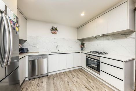 Photo of property in 51 Sapwood Crescent, Takanini, 2110