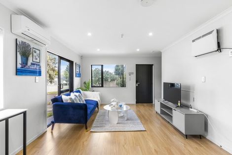 Photo of property in 1 Kendall Court, Wattle Downs, Auckland, 2103