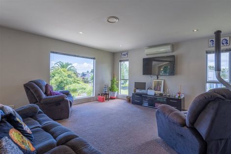 Photo of property in 15 Tohitapu Road, Paihia, 0200