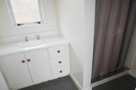 Photo of property in 33a Matai Street, Riccarton, Christchurch, 8011