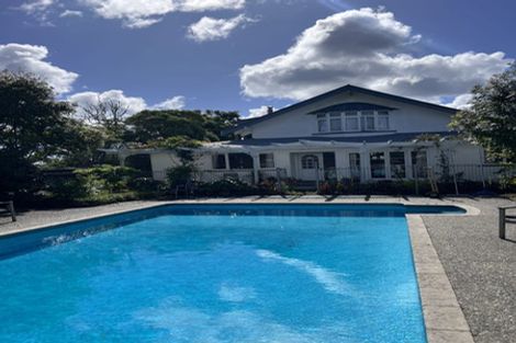 Photo of property in 5 Kyle Road, Greenhithe, Auckland, 0632