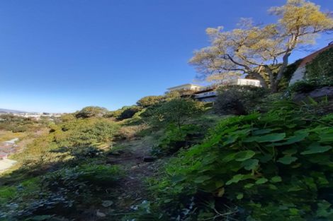 Photo of property in 39 Harbour View Road, Northland, Wellington, 6012