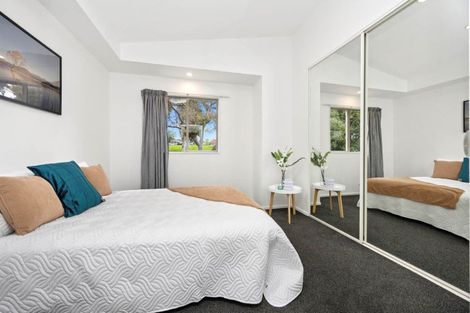 Photo of property in 8/85 Portage Road, New Lynn, Auckland, 0600