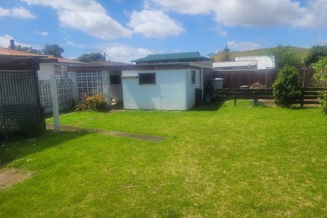 Photo of property in 24 Muir Avenue, Mangere Bridge, Auckland, 2022