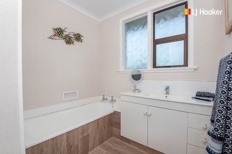 Photo of property in 5 Duthie Street, Milton, 9220