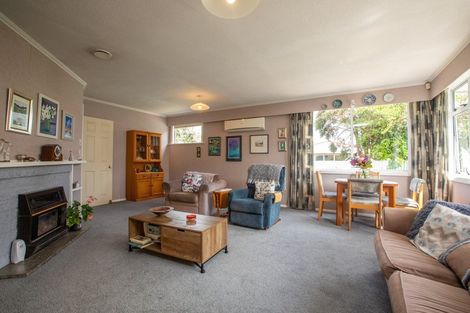 Photo of property in 12b Beauchamp Street, Tawa, Wellington, 5028