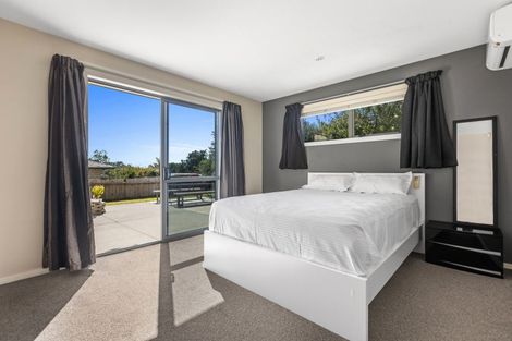 Photo of property in 42 Fairfax Crescent, Pyes Pa, Tauranga, 3112