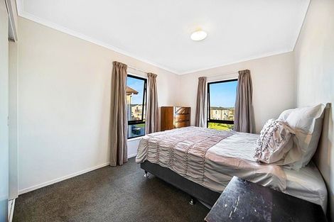 Photo of property in 18 Taiaapure Street, Weymouth, Auckland, 2103