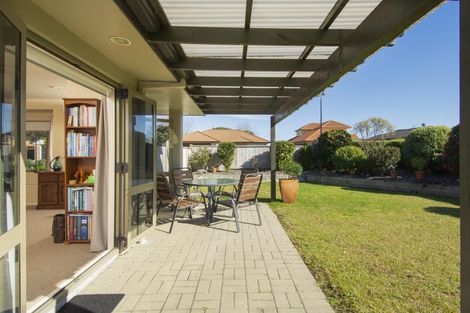 Photo of property in 1 Peregrine Place, Welcome Bay, Tauranga, 3112