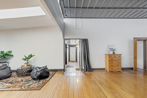 Photo of property in 43 Domett Street, Waitara, 4320