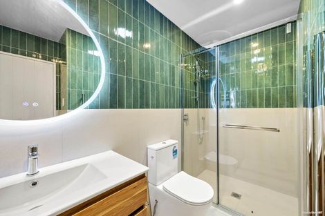 Photo of property in 11d Rene Place, Sunnyhills, Auckland, 2010