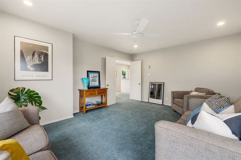Photo of property in 9 Solway Avenue, Ilam, Christchurch, 8041