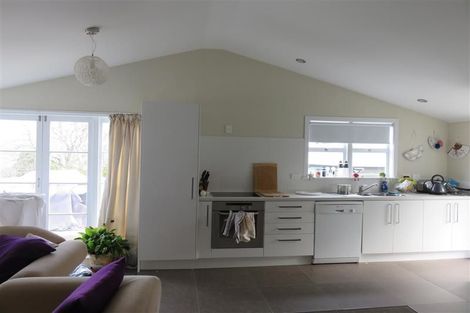 Photo of property in 2/46 Gulf View Road, Murrays Bay, Auckland, 0630