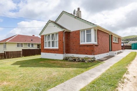 Photo of property in 19 Justine Street, Cannons Creek, Porirua, 5024