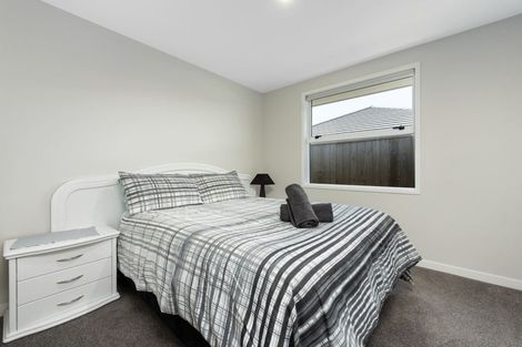 Photo of property in 63 Te Kio Crescent, Papamoa Beach, Papamoa, 3118