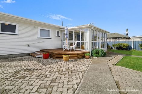 Photo of property in 15 Caxton Street, Onekawa, Napier, 4110
