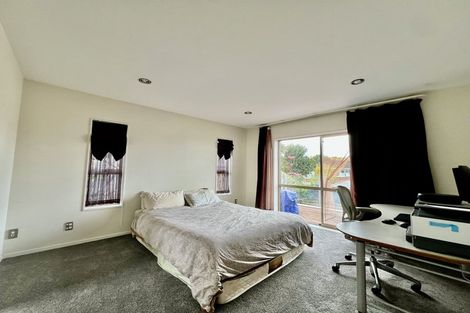 Photo of property in 19a Nile Road, Milford, Auckland, 0620