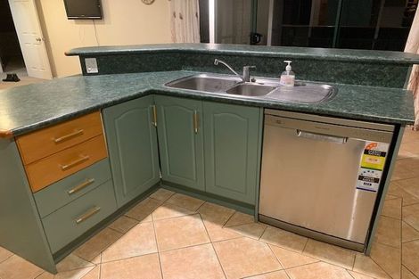 Photo of property in 163 Kilkenny Drive, East Tamaki Heights, Auckland, 2016