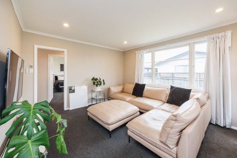 Photo of property in 976g Tremaine Avenue, Roslyn, Palmerston North, 4414