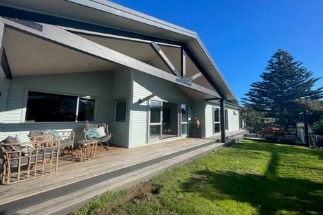Photo of property in 44 Margaret Road, Raumati Beach, Paraparaumu, 5032