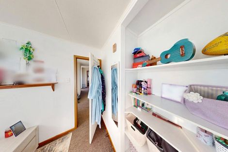 Photo of property in 14 Fergusson Street, Marton, 4710