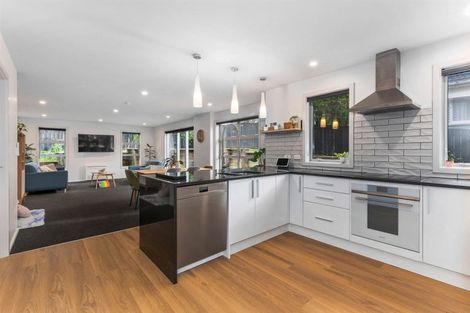 Photo of property in 122a Main Road, Titahi Bay, Porirua, 5022