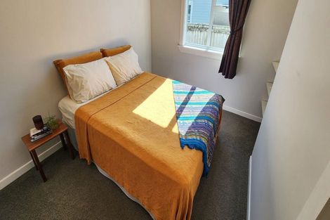 Photo of property in 34 David Street, Westown, New Plymouth, 4310