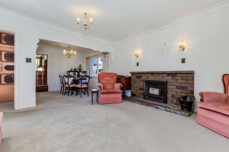 Photo of property in 49 Koromiko Street, New Lynn, Auckland, 0600