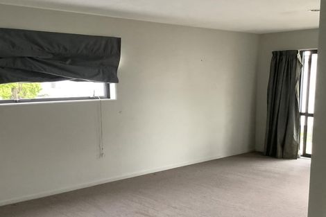 Photo of property in 18 Avonhead Road, Avonhead, Christchurch, 8042