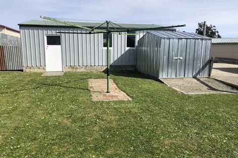 Photo of property in 8 Ash Street, Holmes Hill, Oamaru, 9401