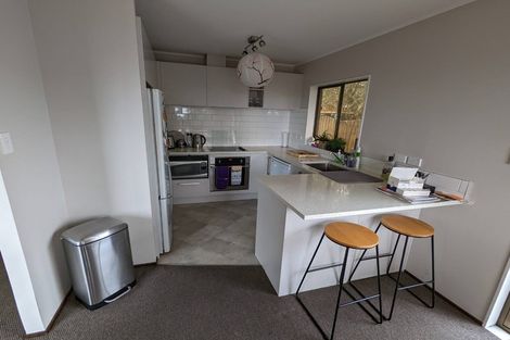 Photo of property in 2/133 Mokoia Road, Birkenhead, Auckland, 0626