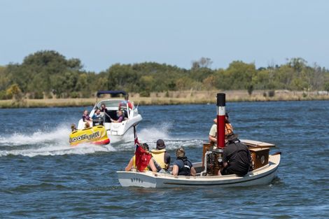 Photo of property in 8 Village Green Drive, Huntingdon, 7774