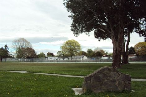 Photo of property in 6 Woodfield Lane, Redwood, Christchurch, 8051