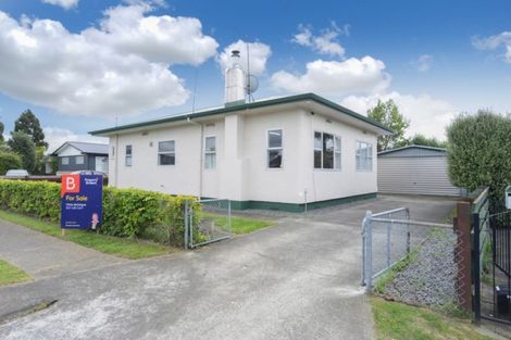 Photo of property in 1b Yeo Place, Taradale, Napier, 4112