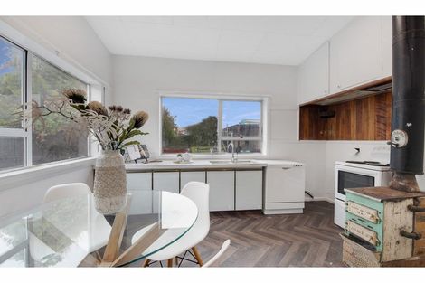 Photo of property in 27 Howe Street, New Brighton, Christchurch, 8083