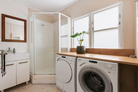 Photo of property in 93 Oceanview Road, Mount Maunganui, 3116