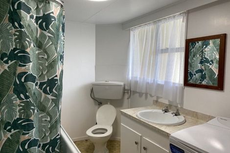 Photo of property in 5 Hawker Street, Mount Victoria, Wellington, 6011