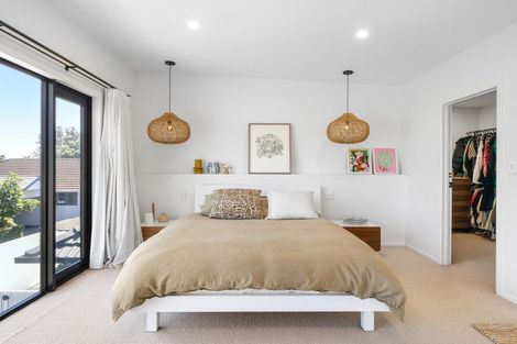 Photo of property in 121a Oceanview Road, Mount Maunganui, 3116